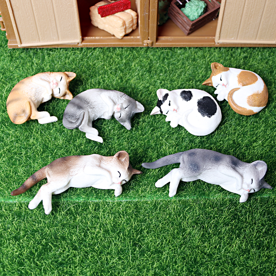 Realistic Cute Kitty Lazy Past - Interior Design House บทวิจารณ์และราคา